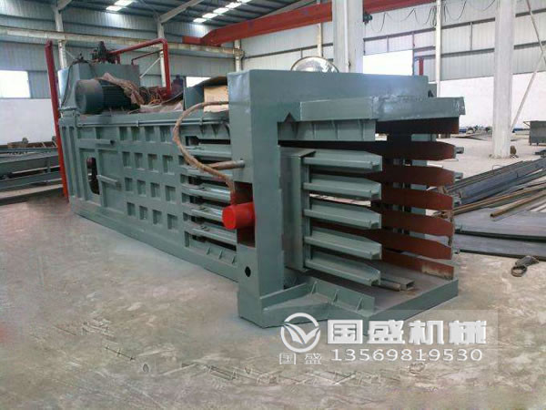 生活垃圾壓縮扎捆機