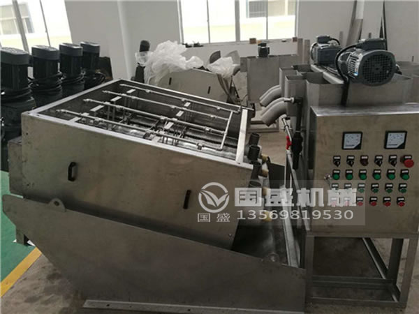 疊螺污泥脫水機(jī)使用壽命